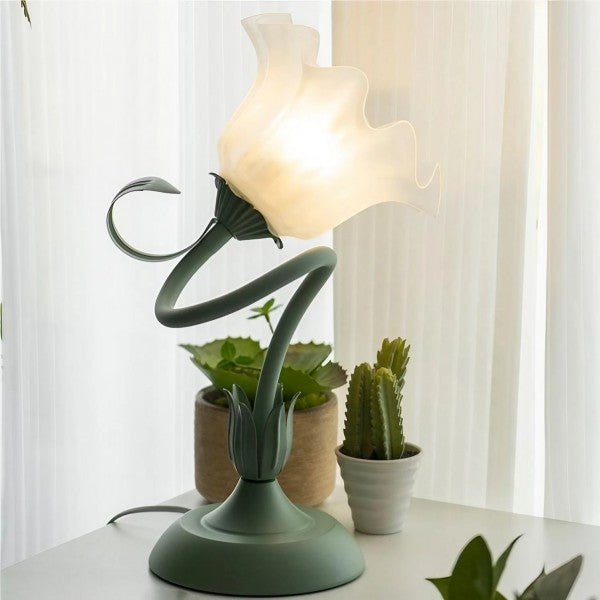 Florina | Kwiatowa lampa stołowa z kloszem w kształcie kwiatu