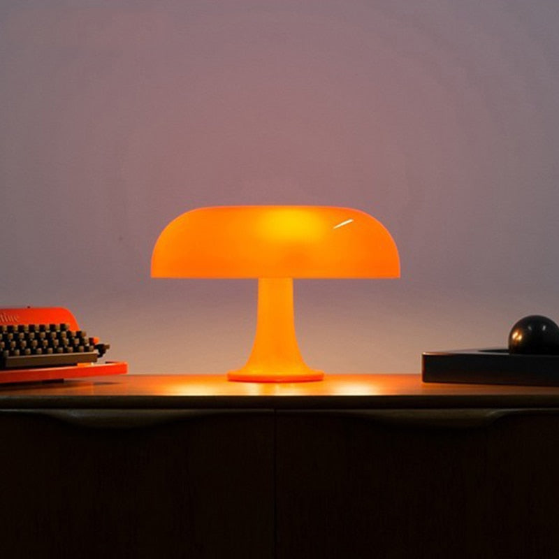 Nordic Mushroom | Minimalistyczna Lampka Stołowa w Stylu Nesso